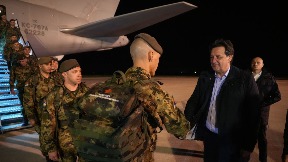 Gašić dočekao vojnike